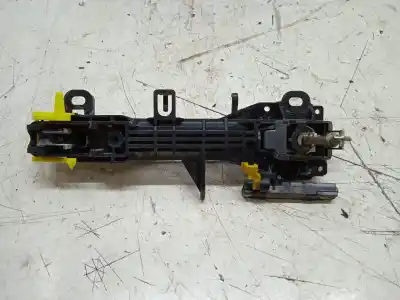 Pezzo di ricambio per auto di seconda mano maniglia esterna anteriore sinistra per toyota prius (nhw30) plug-in hybrid advance riferimenti oem iam   