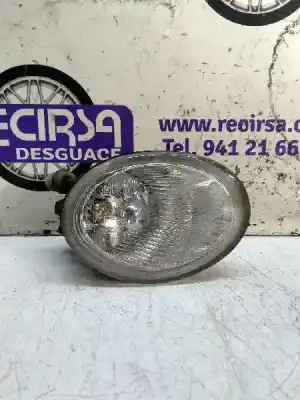 Second-hand car spare part right fog light for toyota avensis verso (m20) 2.0 d4-d luna oem iam references 4513356  