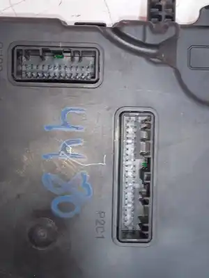 Peça sobressalente para automóvel em segunda mão módulo eletrônico por renault kangoo expression referências oem iam 8201077405b  