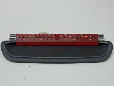 Peça sobressalente para automóvel em segunda mão farolim de travão central por bmw serie 3 berlina (e90) 320d referências oem iam 63257145519