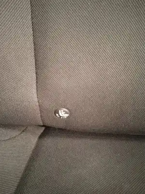 Pièce détachée automobile d'occasion jeu de siège intérieur complet pour renault clio iv (bh_) 1.5 dci 75 références oem iam   