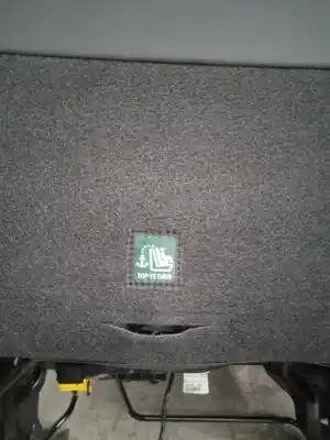 Pièce détachée automobile d'occasion jeu de siège intérieur complet pour renault clio iv (bh_) 1.5 dci 75 références oem iam   