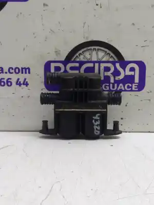 Second-hand car spare part water pump for bmw serie 5 berlina (e60) 530d oem iam references 692791501