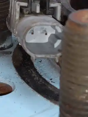 Second-hand car spare part front left knuckle for land rover range rover (lm) 3.6 td v8 oem iam references rub500130  