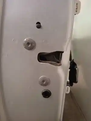 Tweedehands auto-onderdeel linker voordeur slot voor citroen c3 exclusive oem iam-referenties 1110a0732j8