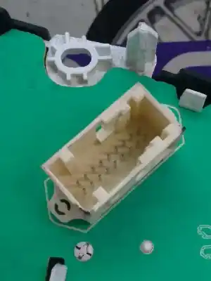 Peça sobressalente para automóvel em segunda mão quadrante por citroen c3 business referências oem iam 98041181xt  