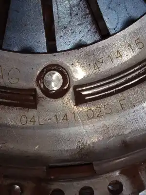 Автозапчастина б/у комплект зцеплення для skoda octavia combi (5e5) elegance посилання на oem iam 04l141025f  