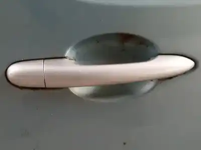 Second-hand car spare part exterior left side door handle for renault kangoo expression oem iam references 