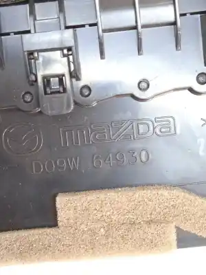 Автозапчастина б/у аераційна решіта для mazda cx-3 exclusive-line посилання на oem iam d09w64930  