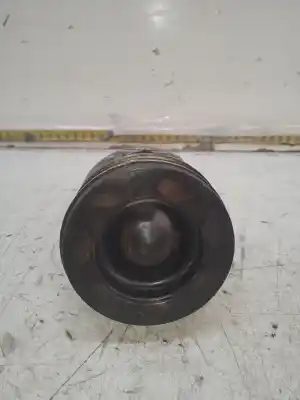 Second-hand car spare part piston for renault clio iv limited oem iam references 7657h  