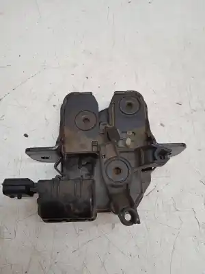 Second-hand car spare part trunk lock for dacia duster ambiance 4x4 oem iam references 905050010r  