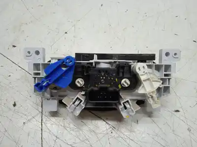 Peça sobressalente para automóvel em segunda mão comando de sofagem (chauffage / ar condicionado)  por dacia duster ambiance 4x4 referências oem iam n108613s  