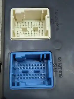 Second-hand car spare part fuse box unit for citroen ds3 collection oem iam references 9674016680  