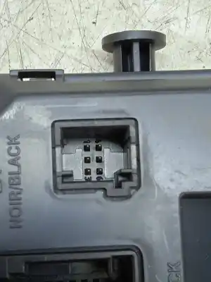 Second-hand car spare part fuse box unit for citroen ds3 collection oem iam references 9674016680  