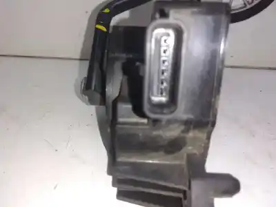 Автозапчастина б/у педаль акселератора для renault kangoo profesional посилання на oem iam 8200436878  