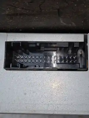 Автозапчасти б/у аудиосистема / радио cd за land rover range rover (lm) 3.6 td v8 ссылки oem iam 4621008672  