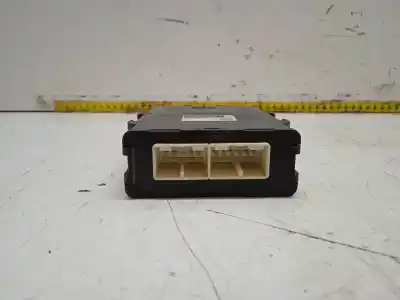 Pezzo di ricambio per auto di seconda mano modulo elettronico per toyota prius (nhw30) plug-in hybrid advance riferimenti oem iam 8953575010  