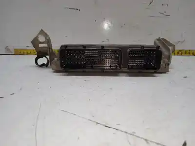 Pezzo di ricambio per auto di seconda mano centralina motore per toyota prius (nhw30) plug-in hybrid advance riferimenti oem iam 8966147280  