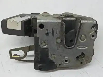 Second-hand car spare part LEFT FRONT DOOR LOCK for BMW SERIE 3 BERLINA (E36)  OEM IAM references 8122203  BMW SERIE 3 E36