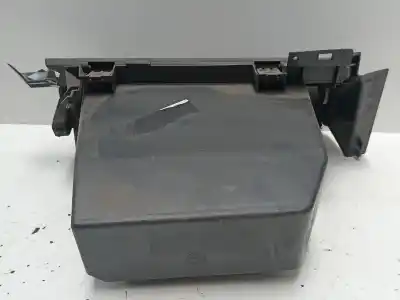 Автозапчастина б/у бардачок для ford focus c-max (cap) ghia (d) посилання на oem iam 3m51r0624ac 123 