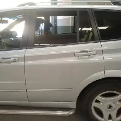 Автозапчасти б/у задняя левая дверь за ssangyong kyron 200 xdi premium 4wd ссылки oem iam 