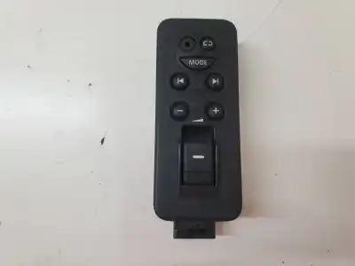 Автозапчастина б/у управління склами задніх правіх для land rover range rover (lm) 3.6 td v8 посилання на oem iam yud501080pvj