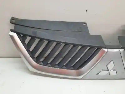 Second-hand car spare part front grille for mitsubishi outlander (cw0) 2.0 di-d intense oem iam references 7450a037  