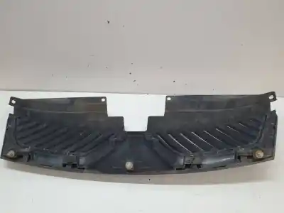 Second-hand car spare part front grille for mitsubishi outlander (cw0) 2.0 di-d intense oem iam references 7450a037  