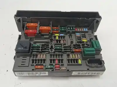 Peça sobressalente para automóvel em segunda mão caixa de fusíveis e relés por bmw serie 1 berlina (e81/e87) 118d referências oem iam 9119446