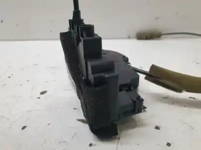 Second-hand car spare part front right door lock for renault koleos dynamique oem iam references   