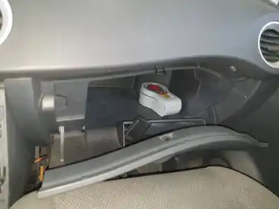 Peça sobressalente para automóvel em segunda mão porta luvas por renault koleos dynamique referências oem iam   