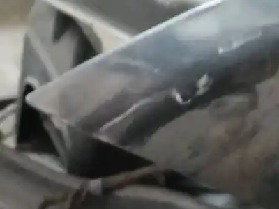 Second-hand car spare part left front fin for ssangyong rodius xdi oem iam references   