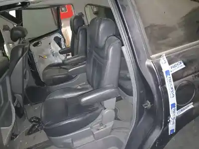Second-hand car spare part complete seat set for ssangyong rodius xdi oem iam references   
