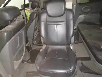 Second-hand car spare part complete seat set for ssangyong rodius xdi oem iam references   