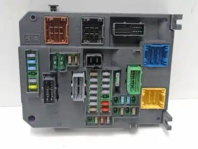 Peça sobressalente para automóvel em segunda mão caixa de fusíveis e relés por peugeot 508 access referências oem iam 9665547580