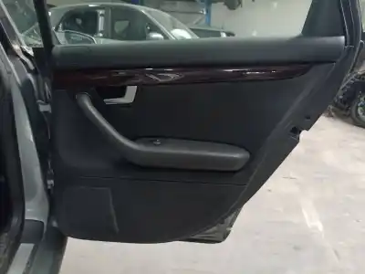 Peça sobressalente para automóvel em segunda mão forra / revestimento da porta dianteira direita por audi a4 avant (8e) 2.7 v6 24v tdi referências oem iam 