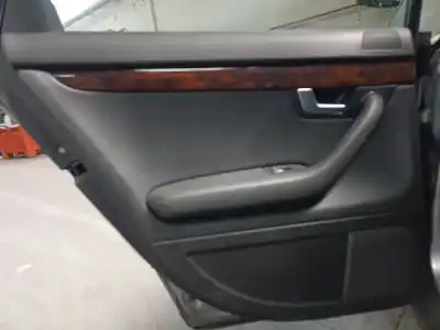 Peça sobressalente para automóvel em segunda mão forra / revestimento da porta traseira esquerda por audi a4 avant (8e) 2.7 v6 24v tdi referências oem iam 