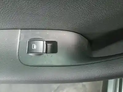 Peça sobressalente para automóvel em segunda mão botão / interruptor elevador vidro traseiro esquerdo por audi a4 avant (8e) 2.7 v6 24v tdi referências oem iam 