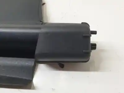 Pezzo di ricambio per auto di seconda mano vassoio posteriore per volkswagen passat variant (3c5) advance riferimenti oem iam 3c9867871j  