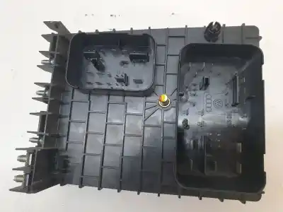 Second-hand car spare part fuse box unit for audi a3 (8p) 1.9 tdi ambiente oem iam references 1k0937124h  