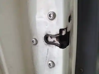 Second-hand car spare part left front door lock for opel corsa d cmon oem iam references 