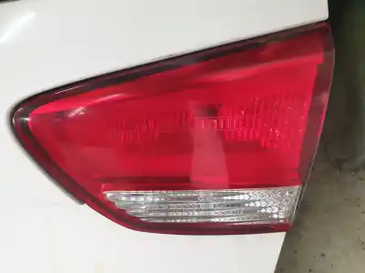 Peça sobressalente para automóvel em segunda mão farolim interior traseiro direito por kia carens ( ) concept referências oem iam 92403a4020
