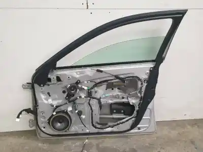 Автозапчастина б/у передні праві двері для lexus is200 (ds2/is2) 220d посилання на oem iam 6700153040  