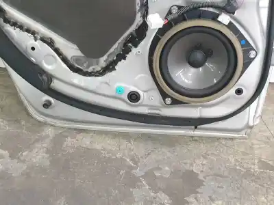 Автозапчастина б/у двері задні ліві для lexus is200 (ds2/is2) 220d посилання на oem iam 6700453040  
