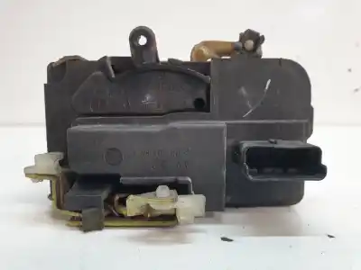 Second-hand car spare part front right door lock for citroen berlingo 1.9 d multispace oem iam references 9136p7