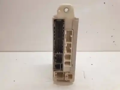 Second-hand car spare part fuse box unit for lexus gs (gs/us/ws19) 3.5 450 h [3.5 ltr. - 218 kw v6 (hibrido)] oem iam references 8273030631  