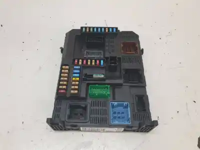 Peça sobressalente para automóvel em segunda mão caixa de fusíveis e relés por peugeot 208 tech edition blue hdi referências oem iam 9819850080