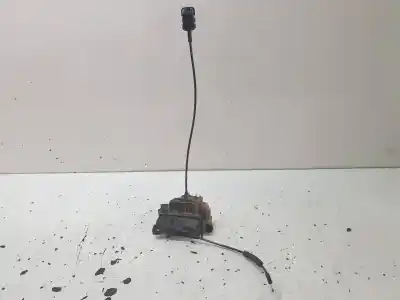 Peça sobressalente para automóvel em segunda mão fechadura da porta dianteira direita por renault clio iii authentique referências oem iam 8200300125