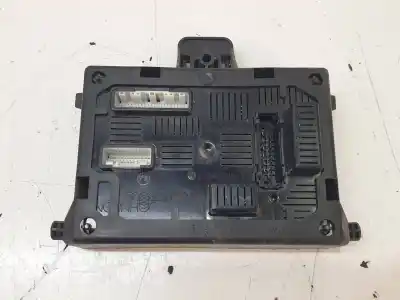 Peça sobressalente para automóvel em segunda mão caixa de fusíveis e relés por renault clio iii authentique referências oem iam 8200652285b