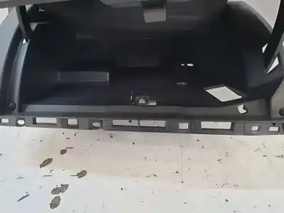 Second-hand car spare part glove compartment for renault clio iii authentique oem iam references 8200407712  